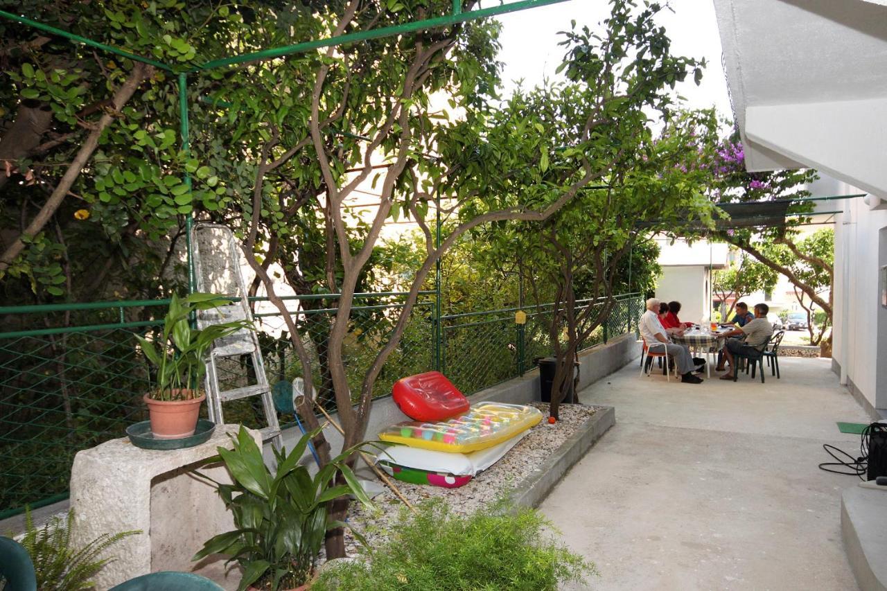 Apartments By The Sea Drvenik Donja Vala, Makarska - 6701 Exterior photo